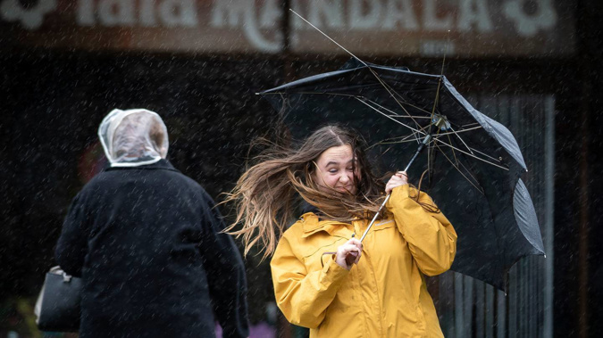 wild-wet-weather-new-zealand-andrew-warner