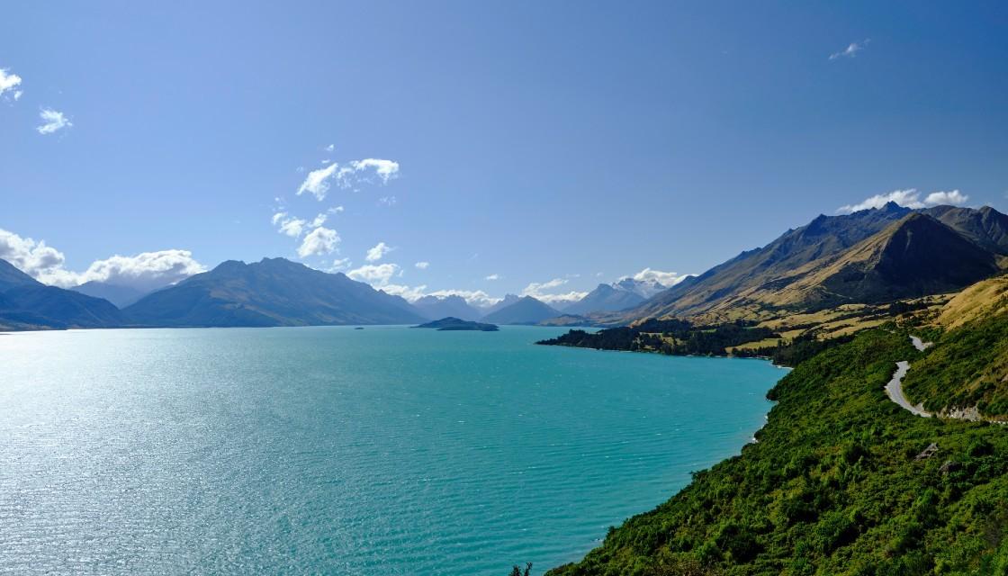 GETTY_Lake_Wakatipu_1120